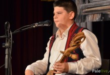 Zablistali mladi guslari