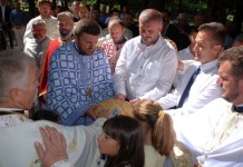 Vladika Grigorije osveštao temelje hrama