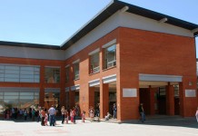 Edukativno druženje policije i učenika osnovnih škola