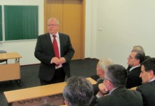 Komić: Stalna pomoć naučnoistraživačkom radu