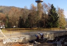 „Boksitovi“ građevinci obnavljaju most