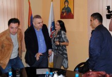 Sufinansiranje vantjelesne oplodnje za četiri bračna para