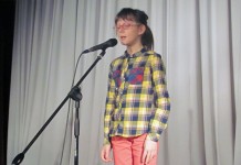 Smotra recitatora okupila mlade