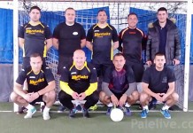 Džabulani čuva tron, Kafe Pavle prati