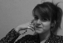 Nina najljepšim ćiriličnim rukopisom piše poeziju