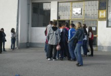 Upisano 90 prvačića