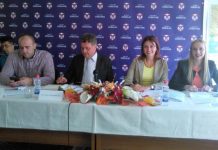 Novinaru Velemiru Elezu – povelja opštine Sjednica Skupštine opštine Sokolac