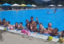 Djeca ovladala tehnikama plivanja Jednomjesečna škola plivanja Foča