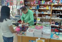 Za opremanje dvoje đaka potrebna prosječna plata Za opremanje dvoje đaka potrebna prosječna plata