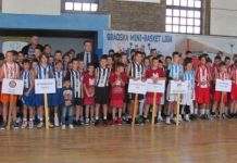 Više od 180 mališana na Mini košarkaškoj gradskoj ligi Više od 180 mališana na mini košarkaškoj gradskoj ligi