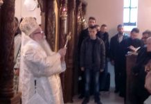 Mitropolit Hrizostom služio u crkvi na Veljinama Mitropolit Hrizostom služio u crkvi na Veljinama