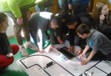 Osnovna škola u Sokocu dobila dva robota Roboti na poklon Osnovnoj školi