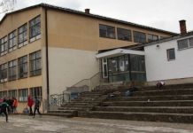 Za školu 20.000 KM od predsjednika Srpske i 6.000 KM od grada Za školu 20.000 KM od predsjednika Srpske i 6.000 KM od grada