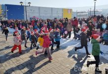 Organizovan humanitarni bazar i trka Djeda Mrazova