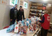 Paketići za mališane iz socijalno ugroženih porodica Paketići za mališane iz socijalno ugroženih porodica