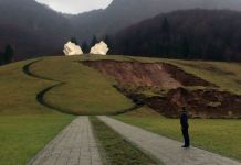 Klizište prijeti spomeniku na Tjentištu Klizište prijeti spomeniku na Tjentištu