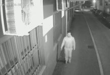 Objavljena fotografija muškarca osumnjičenog da je zapalio „audi“ Objavljena fotografija muškarca osumnjičenog da je zapalio "audi"