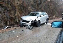 Sudar tri vozila, ima povrijeđenih lica Sudar tri vozila, ima povrijeđenih lica