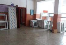 Donacijom predsjednika Srpske počela zamjena stolarije Donacijom predsjednika Srpske počela zamjena stolarije