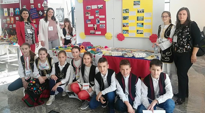 Fočanski đaci predstavili Slovencima svoje običaje i učili njihove