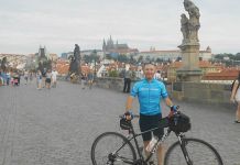 Policajcu biciklizam relaksacija od svakodnevnih obaveza