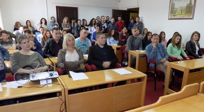 Potpisan 71 ugovor o stipendiranju učenika i studenata