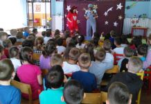 Pozorište „Poletarac“ gostovalo u vrtiću Pozorište "Poletarac" gostovalo u vrtiću