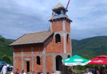 Na jošaničkom pepelu niče spomen-crkva Na jošaničkom pepelu niče spomen-crkva