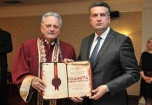 Gradonačelniku Istočnog Sarajeva plaketa za izuzetan doprinos u razvoju Univerziteta