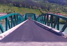 Asfaltiran željezni most na Drini Asfaltiran željezni most na Drini