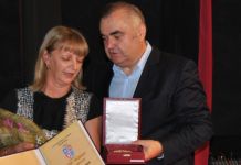 Stevanović uručio priznanja grada Stevanović uručio priznanja grada
