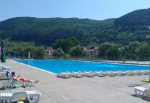 Počela sezona kupanja na bazenima Počela sezona kupanja na bazenima