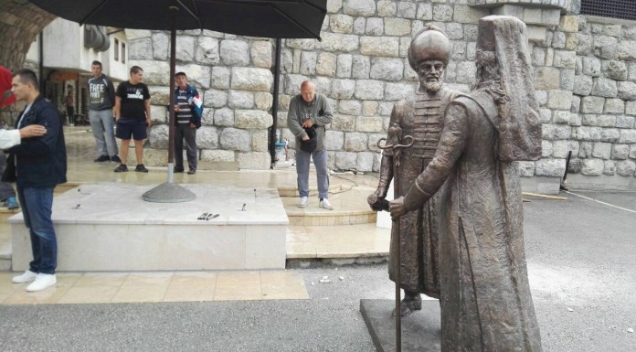 Dopremljen spomenik Mehmeda i Makarija Sokolovića