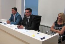 Vuković: Podrška zahtjevu za ocjenu ustavnosti odluke o taksama Vuković: Podrška zahtjevu za ocjenu ustavnosti odluke o taksama