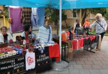 Otvorena prodajna izložba narodnih rukotvorina Otvorena prodajna izložba narodnih rukotvorina