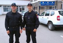 Policajci spasili dva dječaka