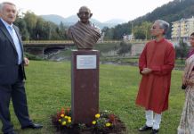 Otkrivene spomen-biste indijskih velikana