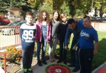 Druženjem sa osnovcima razbijaju predrasude Druženjem sa osnovcima razbijaju predrasude