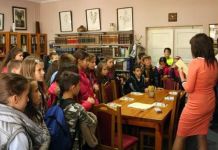 Osnovci posjetili biblioteku i Gradsku galeriju Osnovci posjetili biblioteku i Gradsku galeriju