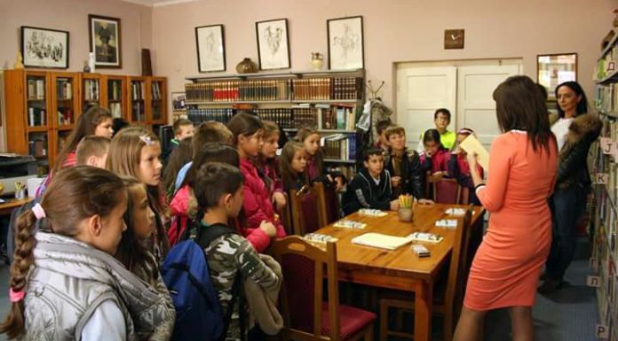 Osnovci posjetili biblioteku i Gradsku galeriju