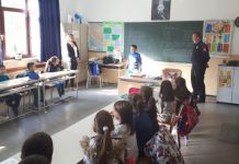 Predavanja učenicima o bezbjednom učešću u saobraćaju Predavanja učenicima o bezbjednom učešću u saobraćaju