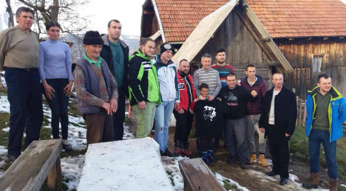 grobari-pale-strahinja-zivkovic2 Grobari Pale u posjeti porodici Strahinje Živkovića prošle godine