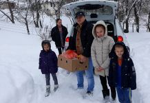 Podijeljeno 100 paketa za socijalno ugrožene