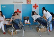 Maturanti i profesori darovali krv