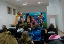 Predstava „Mačak u čizmama“ za šezdesetoro djece