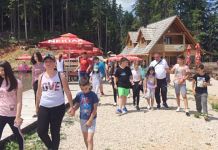 Djeca iz Štrpca posjetila Ravnu planinu