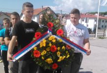 Djeca sa Kosmeta posjetila vojničko groblje na Sokocu