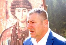 Gašanović: Dvoje Francuza u izolaciji