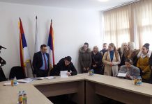 Ćosić potpisao ugovore o dodjeli 95 stipendija