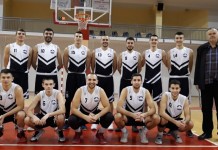 Slavljе košarkaša i odbojkašica, poraz odbojkaša